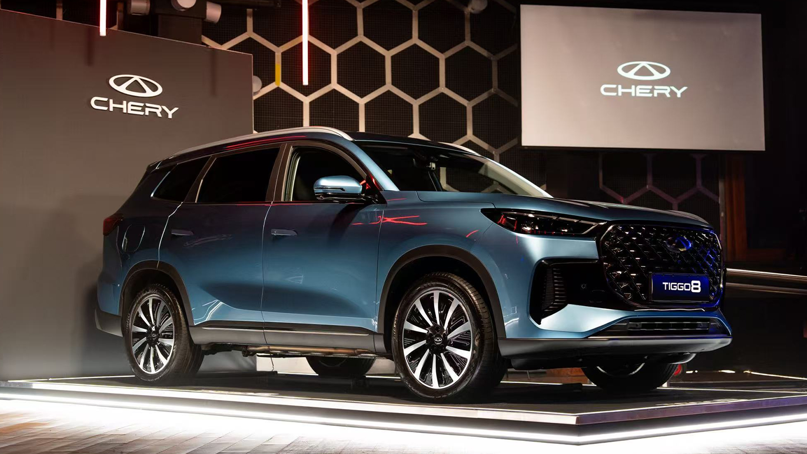 Double Honors at Carwow: Chery TIGGO8 Tops the “Car of the Year” Rankings as Its Hybrid Tech Earns Global Acclaim cover image